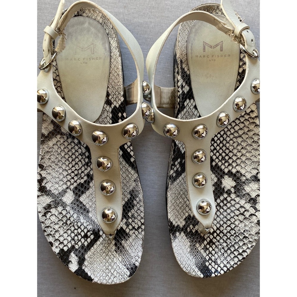 Marc Fisher Sandals Thong Indie Studded Snake Skin Shoe 8 Travel Beach sku6